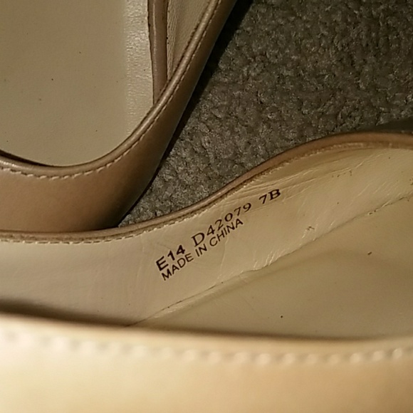 COLE HAAN - Picture 7 of 7